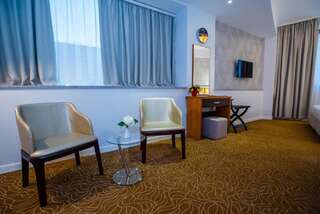 Отель Best Western Hotel Lev Or I Бухарест Люкс с кроватью размера «king-size»-4