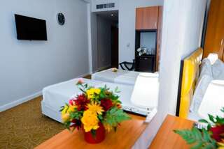 Отель Best Western Hotel Lev Or I Бухарест Двухместный номер с 2 отдельными кроватями-11